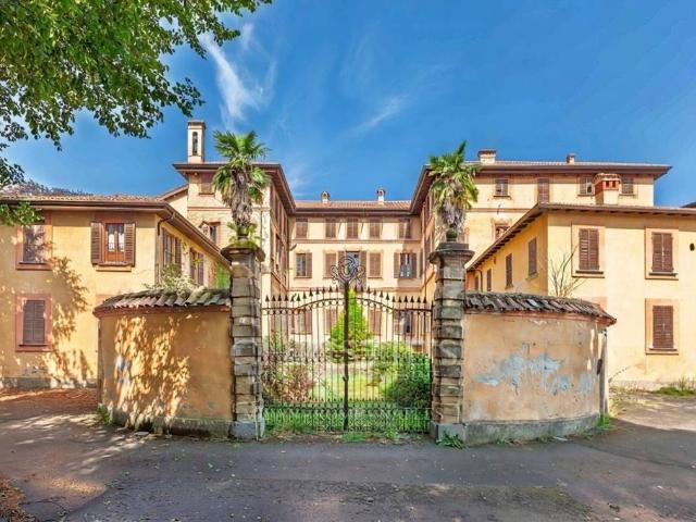 Villa Indipendente in vendita a Bulciago, Lombardia