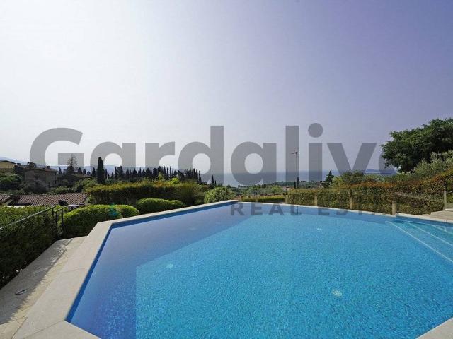 Villa Indipendente in vendita a Comunità Montana Parco Alto Garda bresciano, Toscolano Maderno