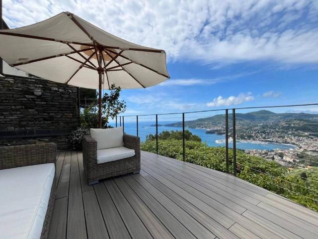 Villa Indipendente in vendita a Sant'Ambrogio, Zoagli