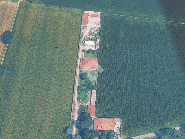 Villa Indipendente in vendita a Villaggio Valverde, Travagliato