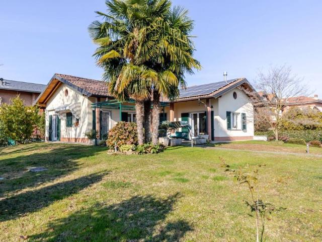 Villa Indipendente in vendita a Mulino, Castiglione Olona