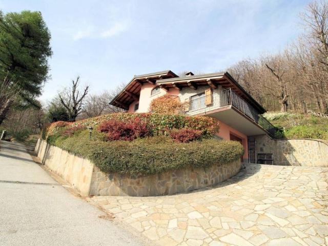 Villa Indipendente in vendita a Abetone Villa Indipendente in vendita a Abetone