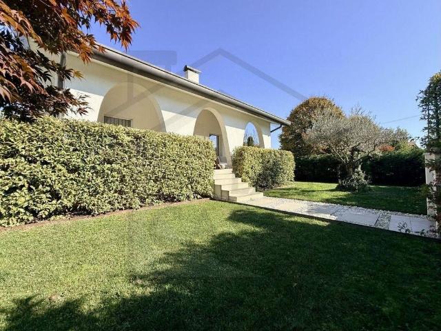 Villa Indipendente in vendita a Paltana, Padova