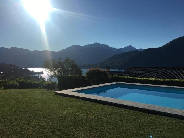 Villa Indipendente in vendita a Tremezzina, Lombardia