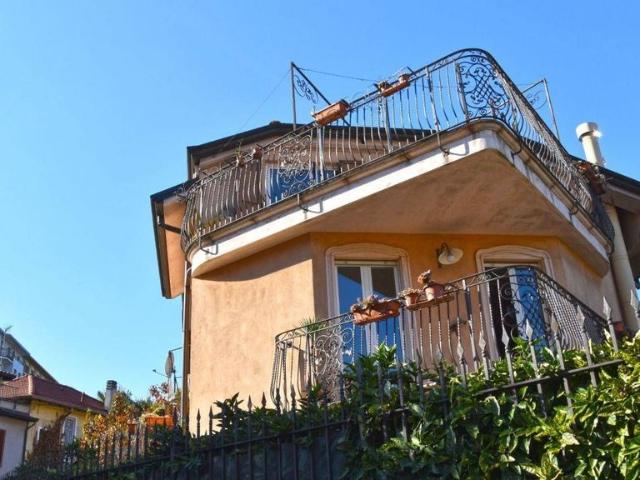 Villa Indipendente in vendita a Municipio 2, Milano