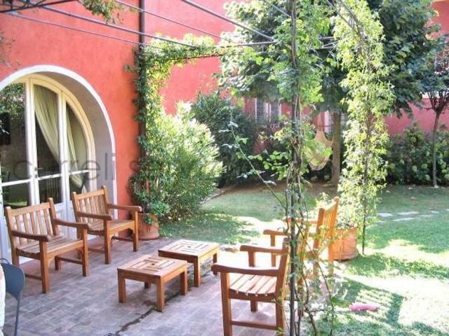 Villa Indipendente in vendita a Misigliano, Camaiore