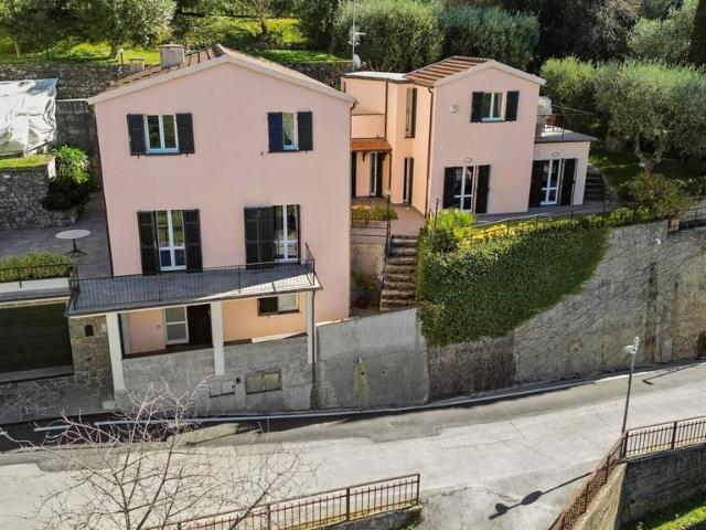 Villa Indipendente in vendita a Leivi, Liguria