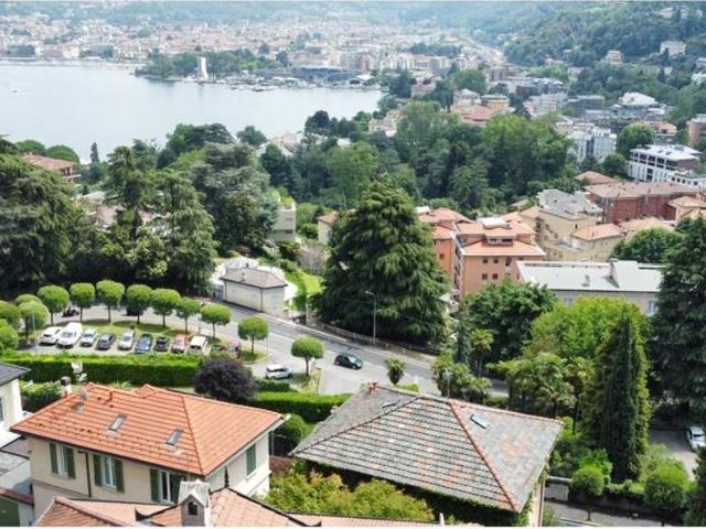 Villa Indipendente in vendita a Sagnino, Como