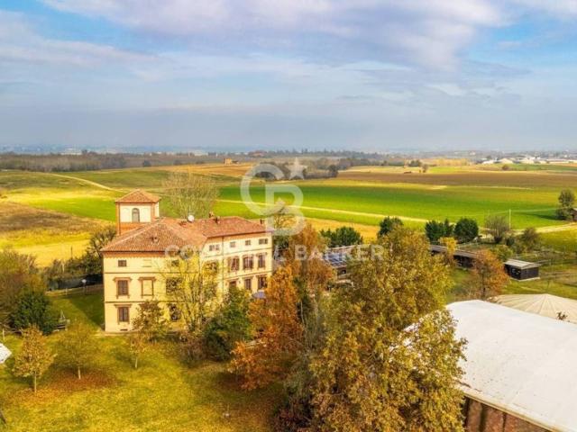 Villa Indipendente in vendita a Piemonte, Alessandria