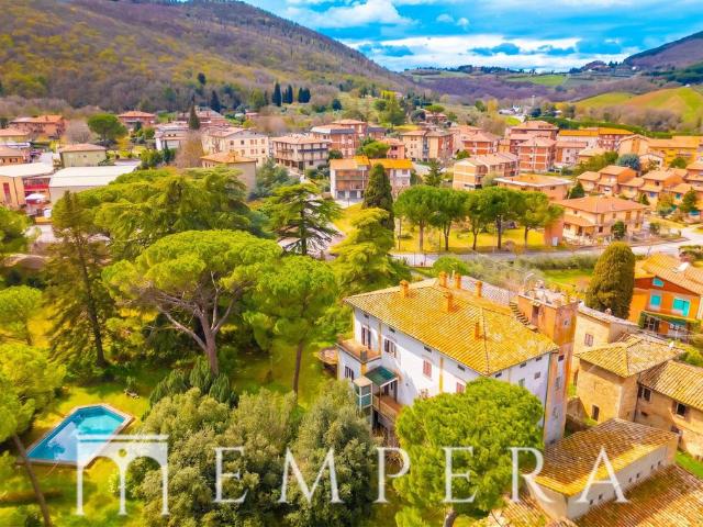 Villa Indipendente in vendita a Abbadia Di Montepulciano, Toscana