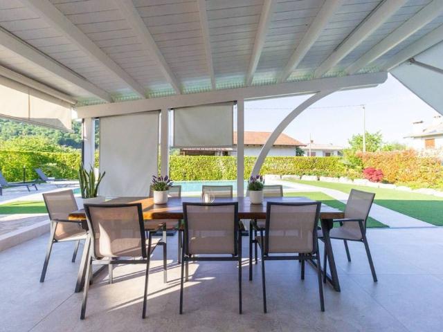 Villa Indipendente in vendita a Caneva, Friuli-Venezia Giulia