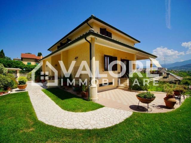 Villa Indipendente in vendita a Immaginella, Roma Capitale