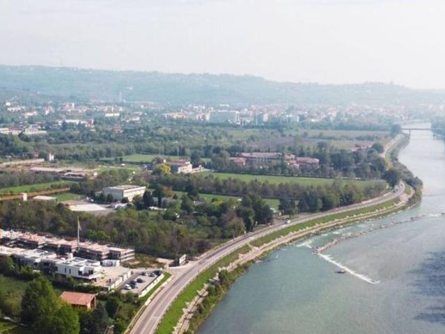 Villa Indipendente in vendita a Nord-Ovest, Brenzone