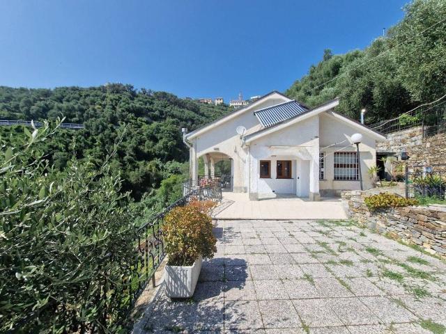 Villa Indipendente in vendita a Chiavari, Liguria