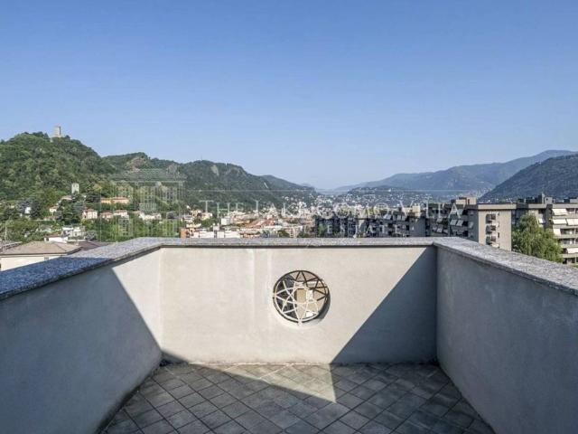 Villa Indipendente in vendita a Caserme, Como