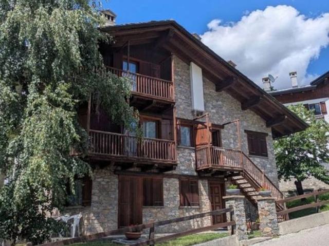 Villa Indipendente in vendita a Moulin, La Thuile