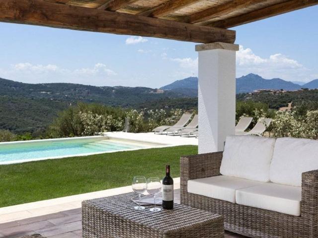 Villa Indipendente in vendita a San Pantaleo, Sardigna/Sardegna