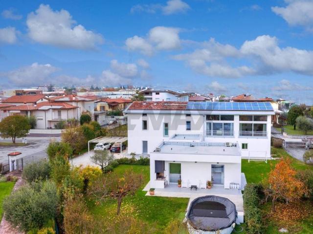 Villa Indipendente in vendita a Comunità montana della Valle Sabbia, Gavardo