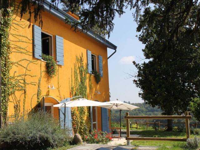 Villa Indipendente in vendita a Piemonte, Asti