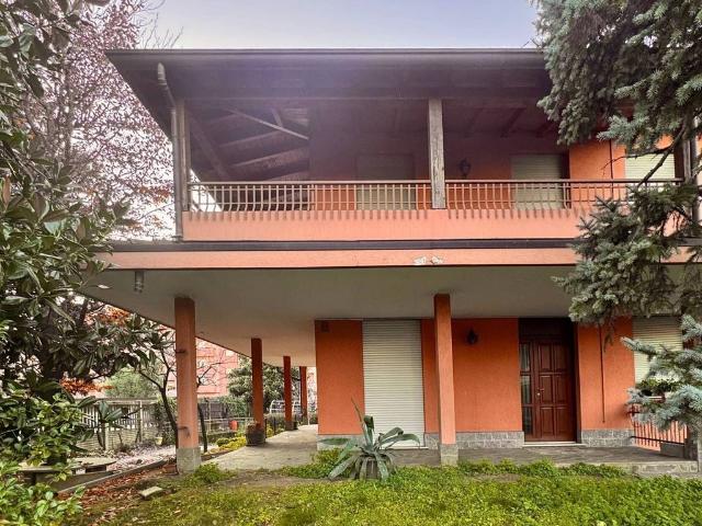 Villa Indipendente in vendita a San Carlo, Muggiò