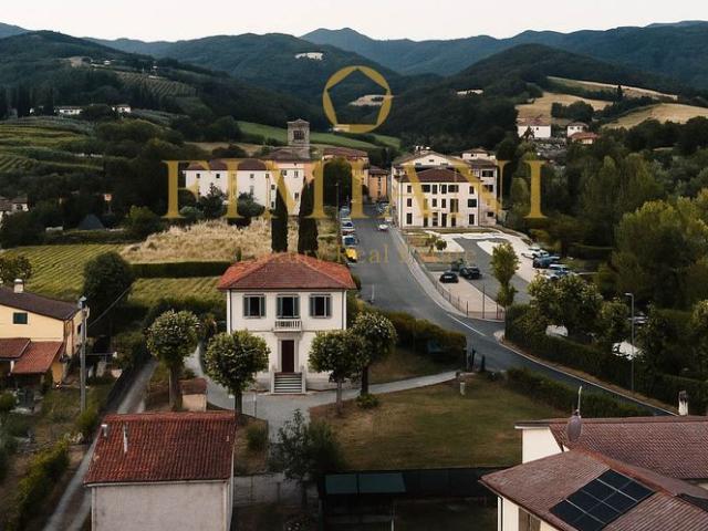 Villa Indipendente in vendita a Scarperia e San Piero, Scarperia