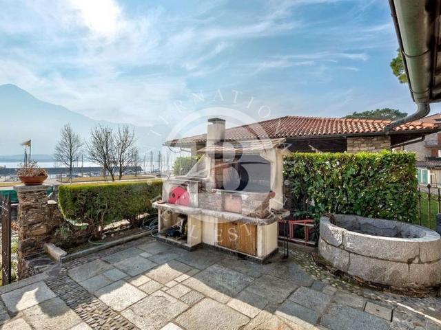 Villa Indipendente in vendita a San Giuliano, Como
