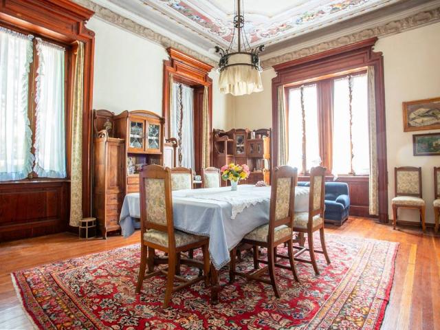 Villa Indipendente in vendita a Gargnano, Brescia
