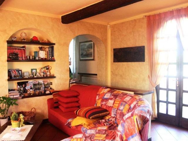 Villa Indipendente in vendita a Fabbri, Altopascio