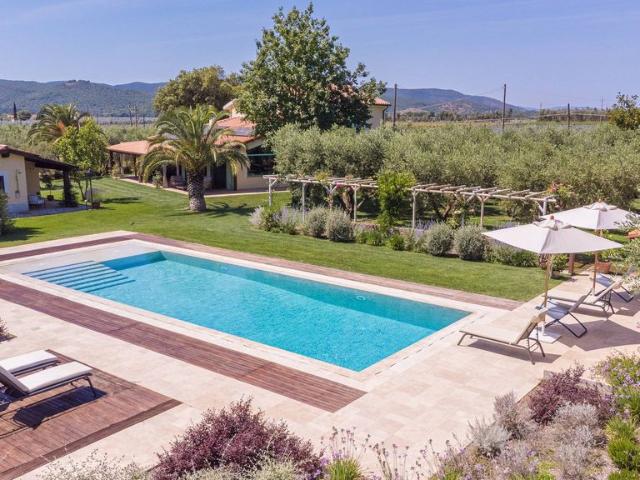 Villa Indipendente in vendita a Unione di Comuni Montani Colline del Fiora, Manciano