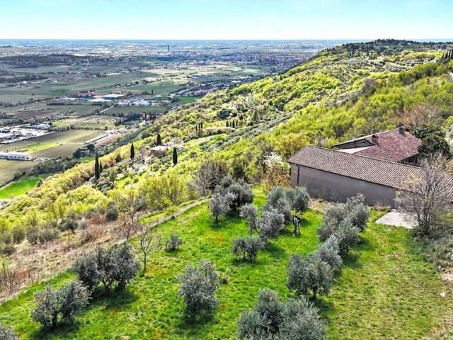 Villa Indipendente in vendita a Nord-Ovest, Brenzone