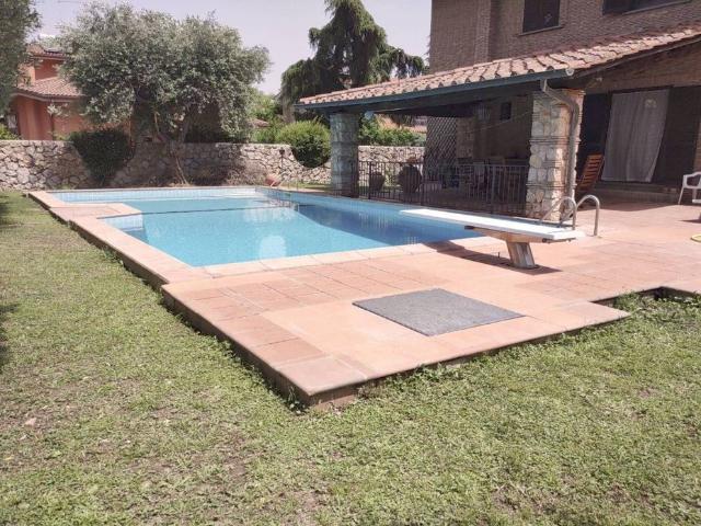 Villa Indipendente in vendita a Roma Capitale, Lazio