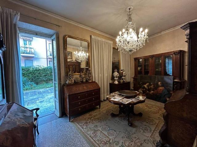 Villa Indipendente in vendita a Sant'Agostino, Como