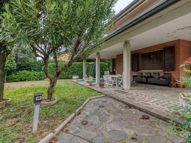 Villa Indipendente in vendita a San Lazzaro, Reggio Emilia