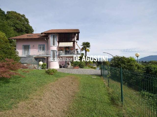 Villa Indipendente in vendita a Villa Lesa, Lesa