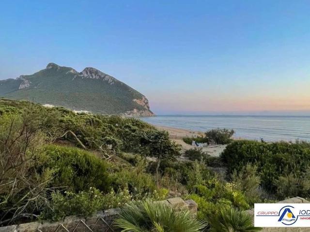 Villa Indipendente in vendita a Belsito, Sabaudia