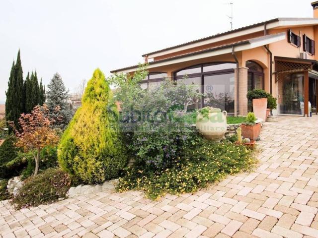 Villa Indipendente in vendita a Chieti, Abruzzo