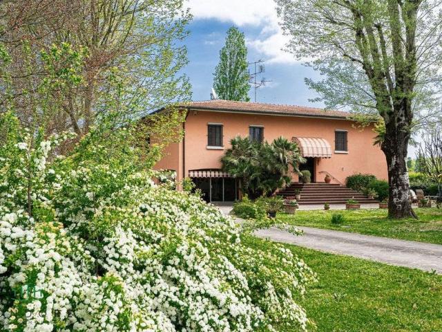 Villa Indipendente in vendita a Marano, Castenaso