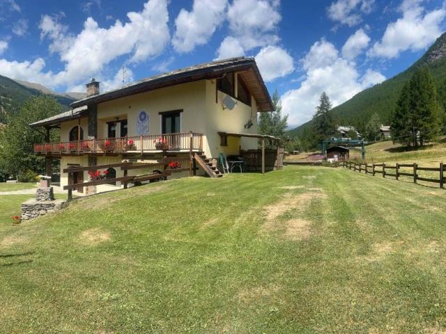 Villa Indipendente in vendita a Soucheres Hautes, Piemonte