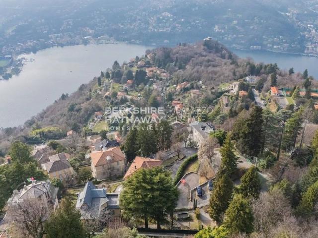 Villa Indipendente in vendita a San Maurizio, Brunate