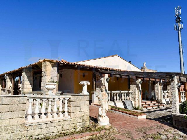 Villa Indipendente in vendita a Campello Sul Clitunno, Umbria