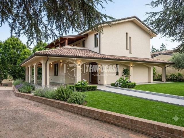 Villa Indipendente in vendita a Colline Matildiche, Re
