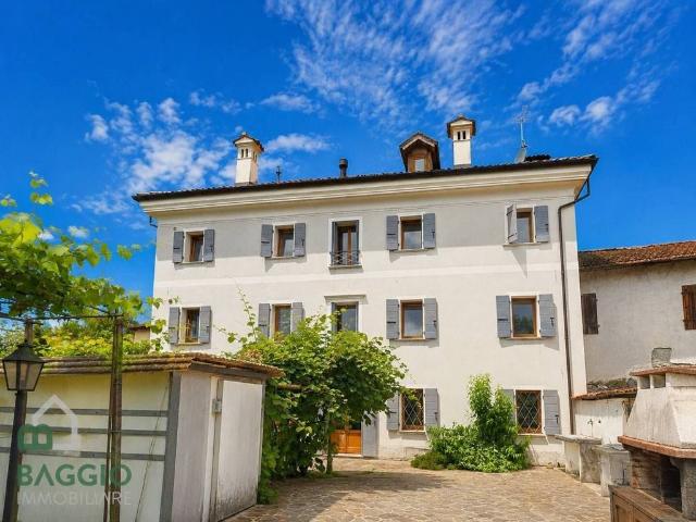 Villa Indipendente in vendita a Sedico, Veneto