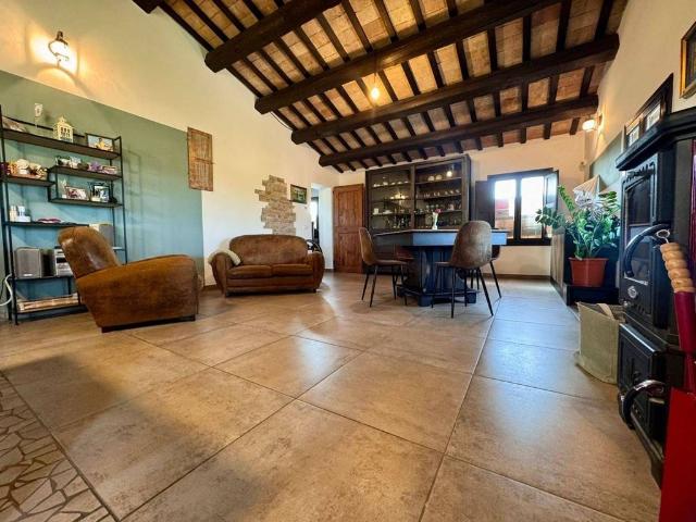 Villa Indipendente in vendita a Unione dei comuni Valle del Savio, Cesenà