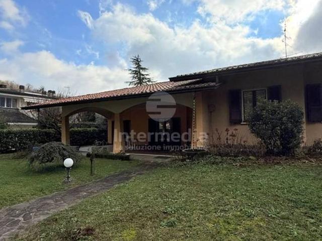 Villa Indipendente in vendita a Villaggio Marcolini, Botticino