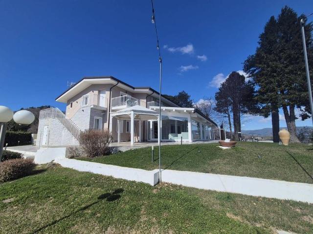 Villa Indipendente in vendita a Calabria, Catanzaro