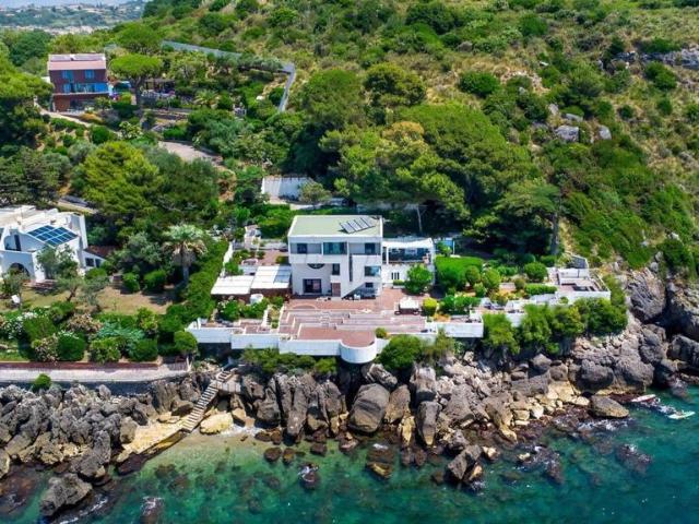 Villa Indipendente in vendita a Merola, Minturno