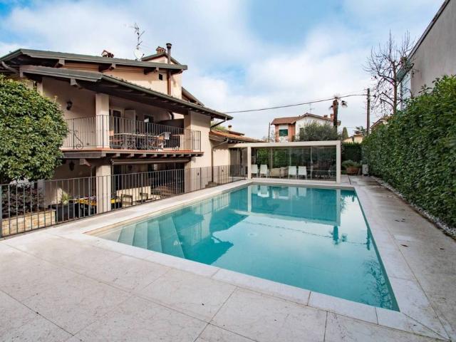 Villa Indipendente in vendita a Ospitaletto, Lombardia