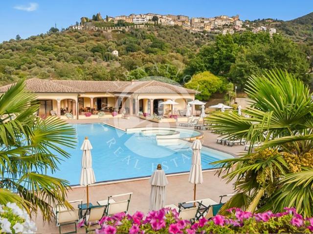 Villa Indipendente in vendita a Scarlino, Toscana