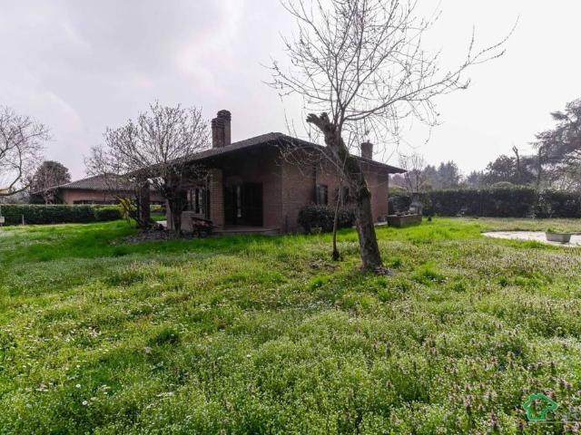 Villa Indipendente in vendita a Sarmazzano, Vizzolo Predabissi