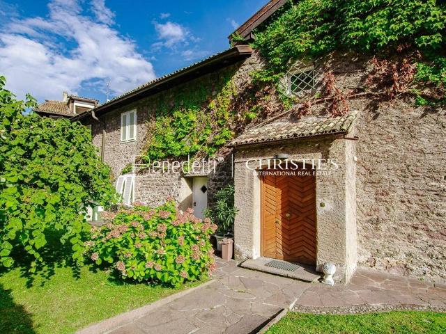 Villa Indipendente in vendita a Gries-San Quirino - Gries-Quirein, Bolzano - Bozen